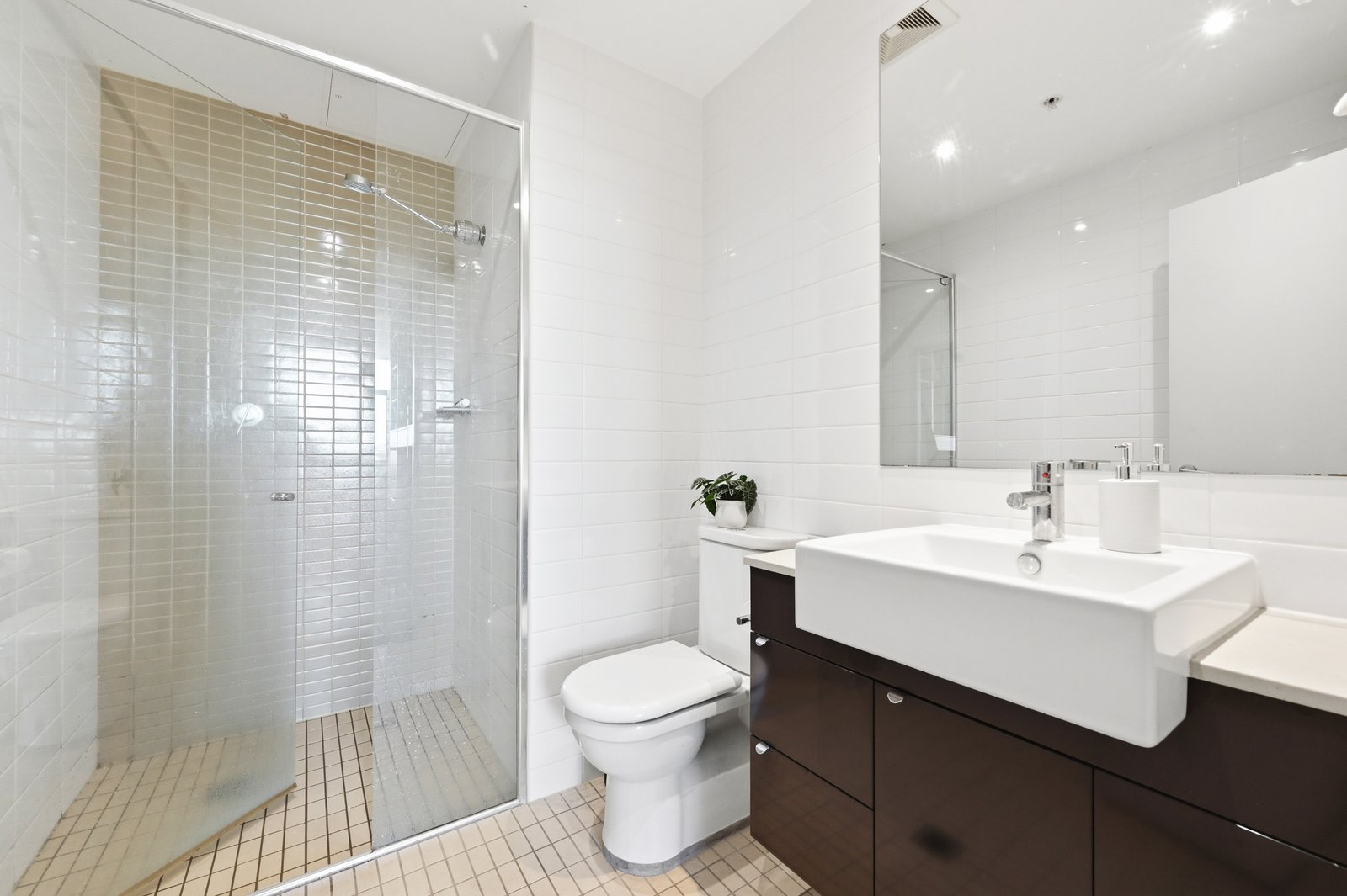 806/747 Anzac Parade MAROUBRA 7