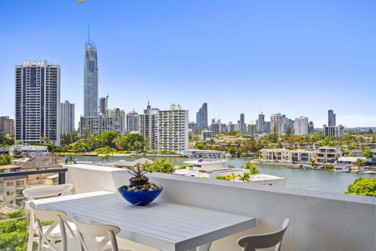 807/266 Stanhill Drive Surfers Paradise 3