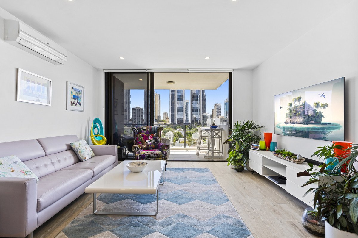 807/266 Stanhill Drive Surfers Paradise 4