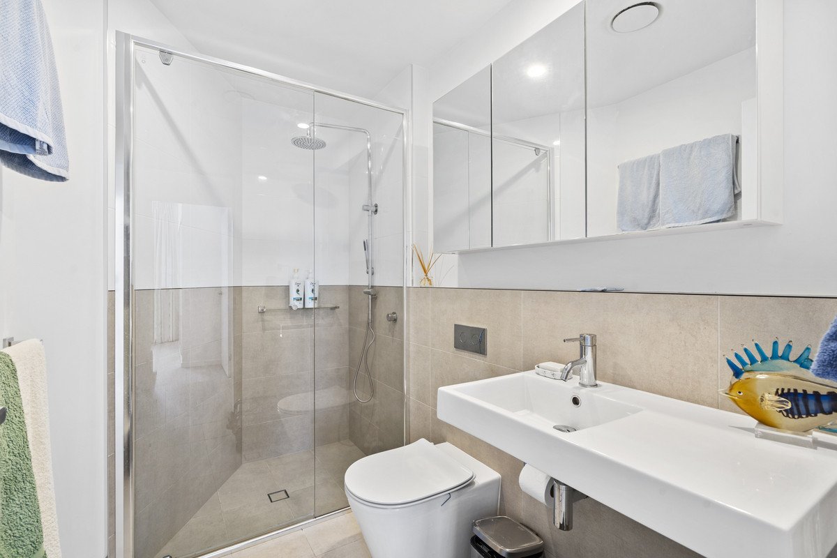 807/266 Stanhill Drive Surfers Paradise 14