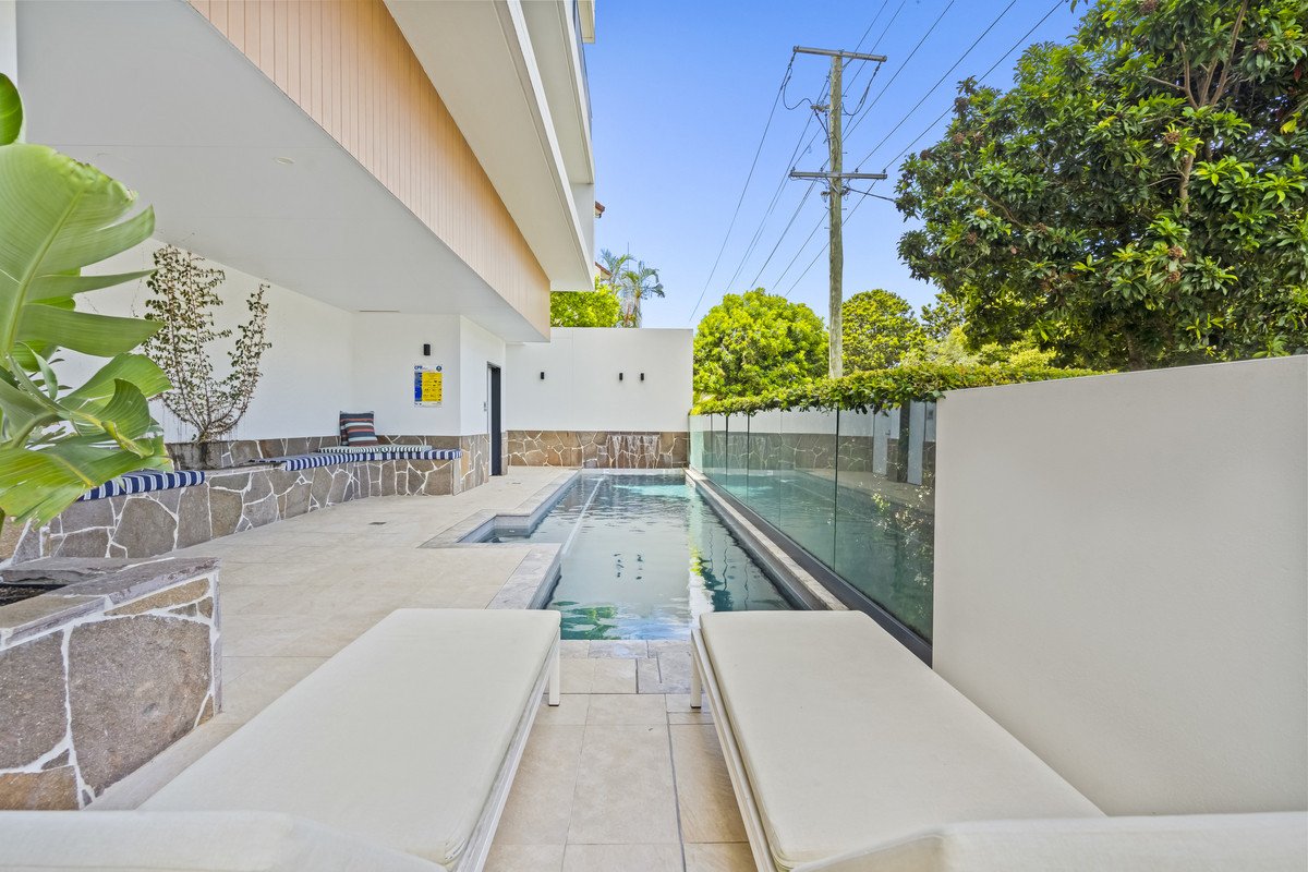 807/266 Stanhill Drive Surfers Paradise 24