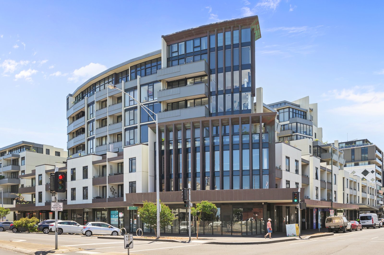 807/55 Bay Street, Port Melbourne, 3207