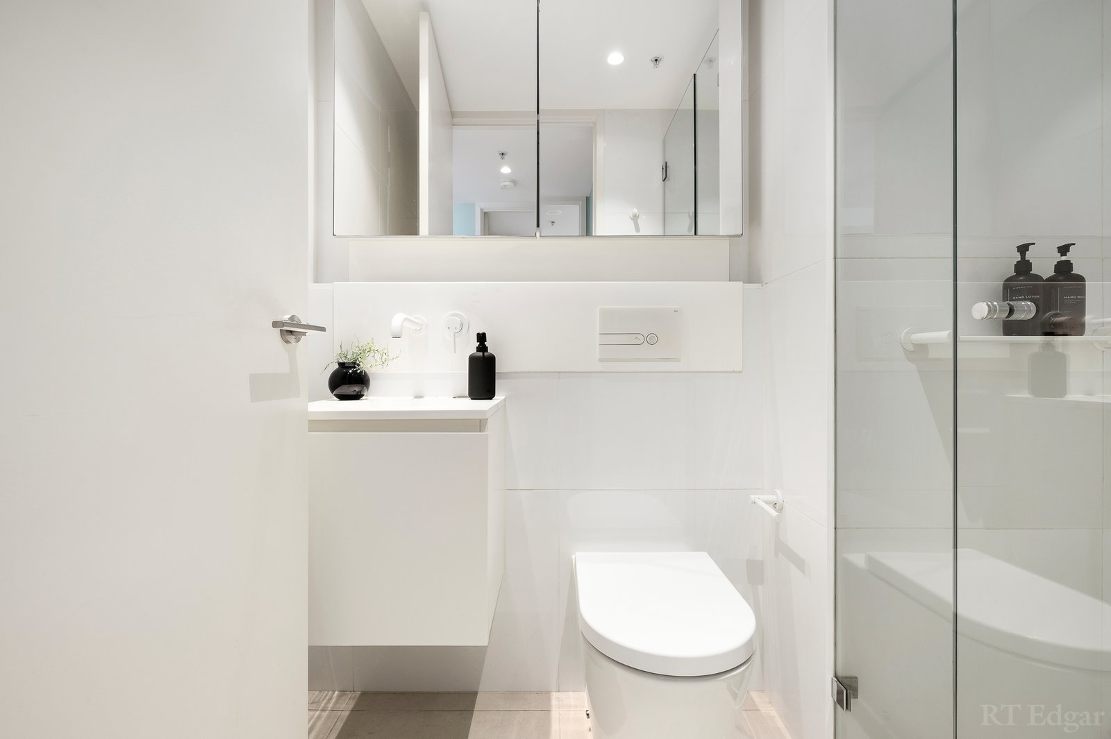 Real Estate and Property in 807/7 Claremont Street, South Yarra, VIC