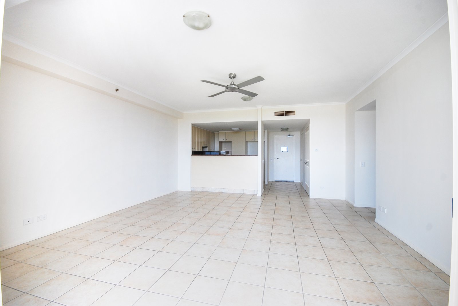 809/2-4 Stuart Street TWEED HEADS 3