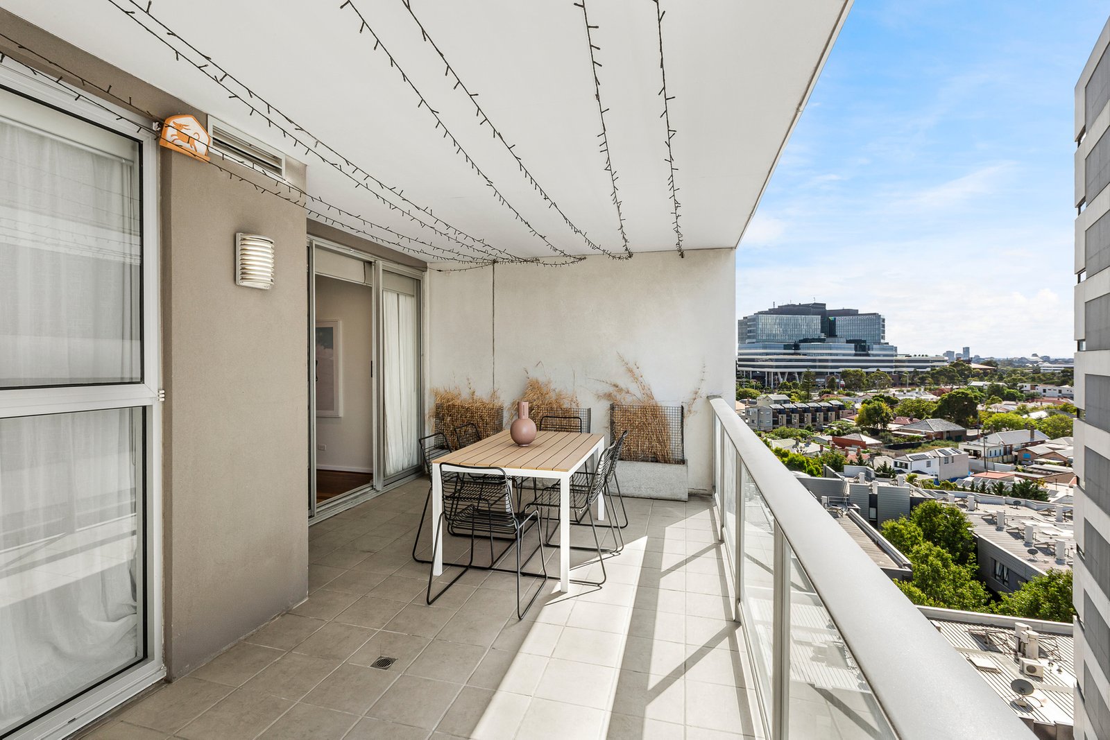 Gallery: 809/250 Barkly Street