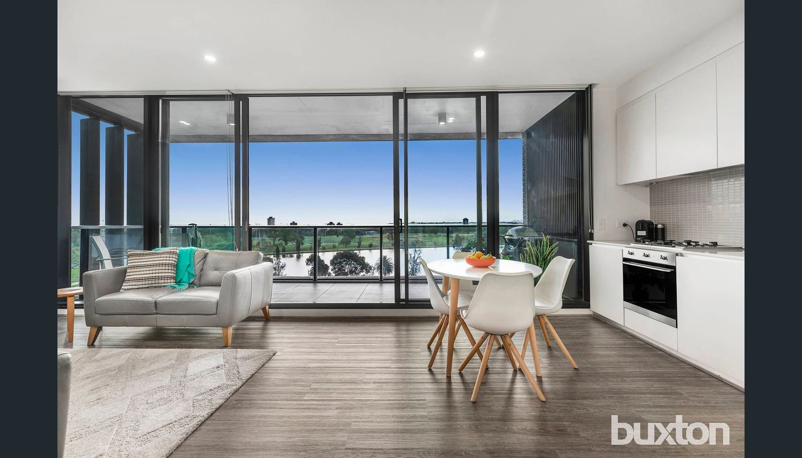 Gallery: 809/70 Queens Road
