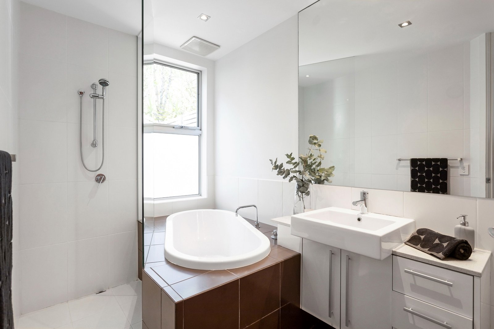 Real Estate and Property in 80B Spray Street, Elwood, VIC