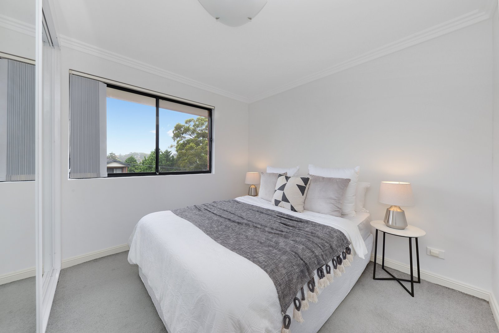 8/1-3 New Orleans Crescent MAROUBRA 7