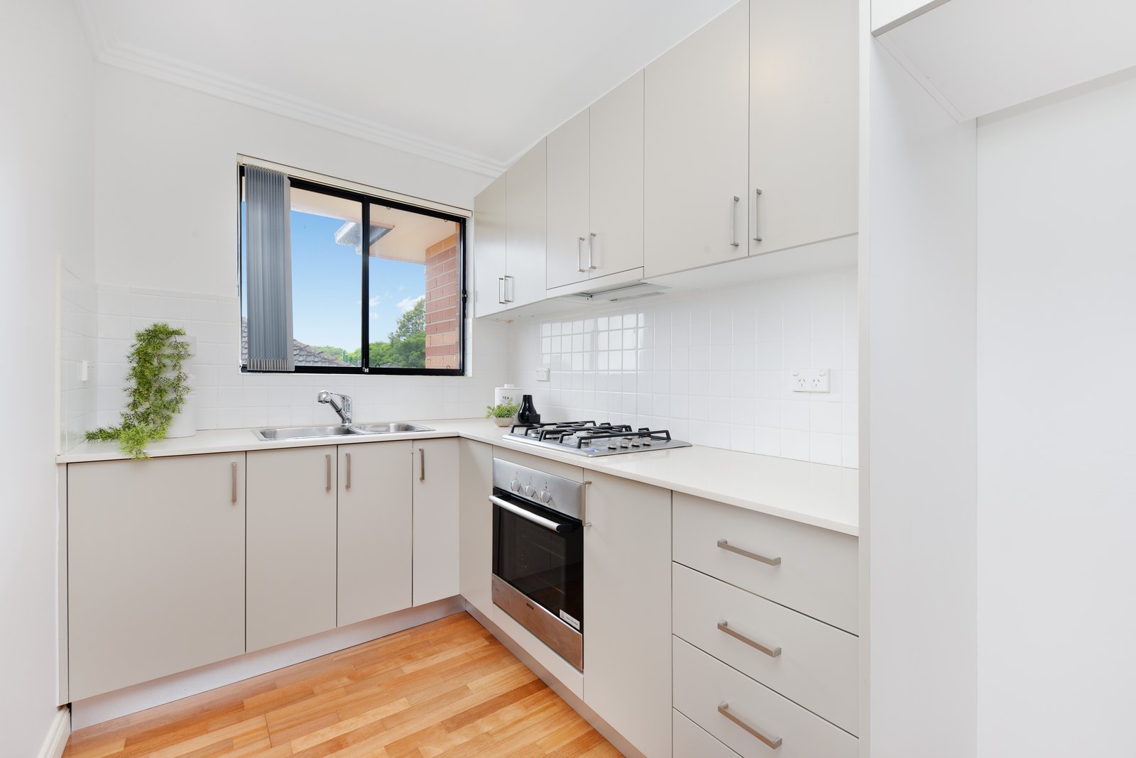 8/1-3 New Orleans Crescent MAROUBRA 3