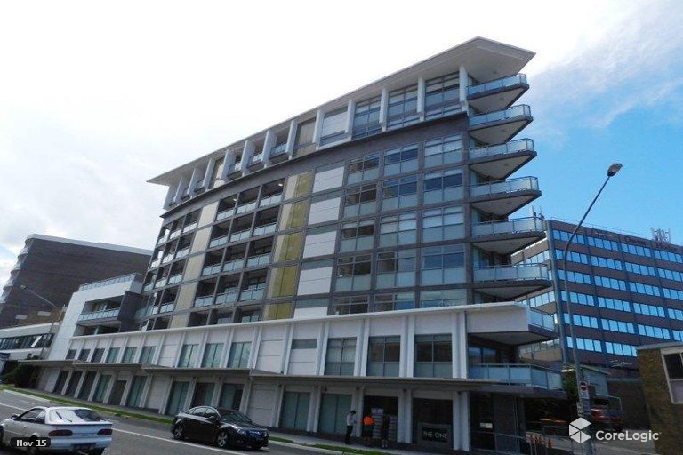 8/1-3 Railway Pde  HURSTVILLE 1