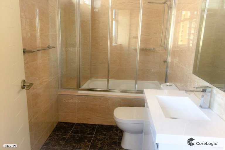 8/1-3 Railway Pde  HURSTVILLE 5