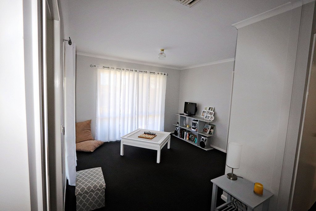 81-83 Gilbert St  TUMBARUMBA 2