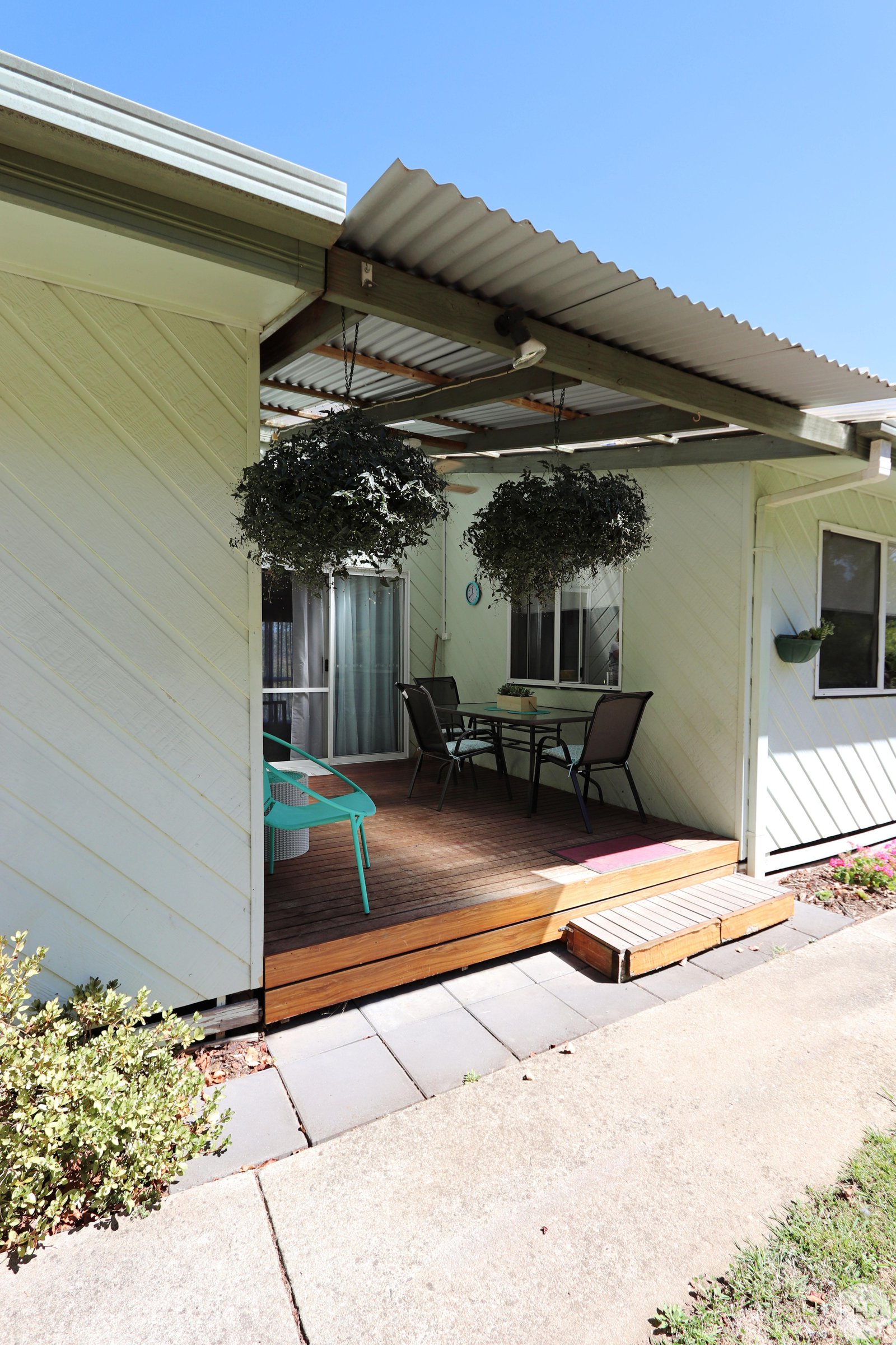 81-83 Gilbert Street TUMBARUMBA 11