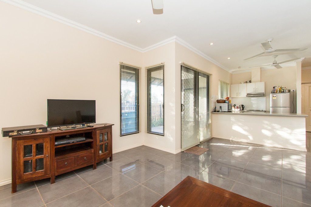 8/1 Bernard Way CABLE BEACH 4