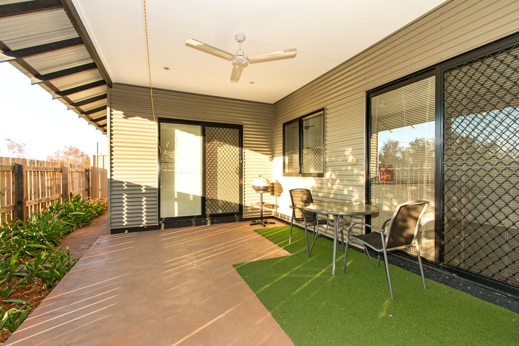 8/1 Bernard Way CABLE BEACH 11