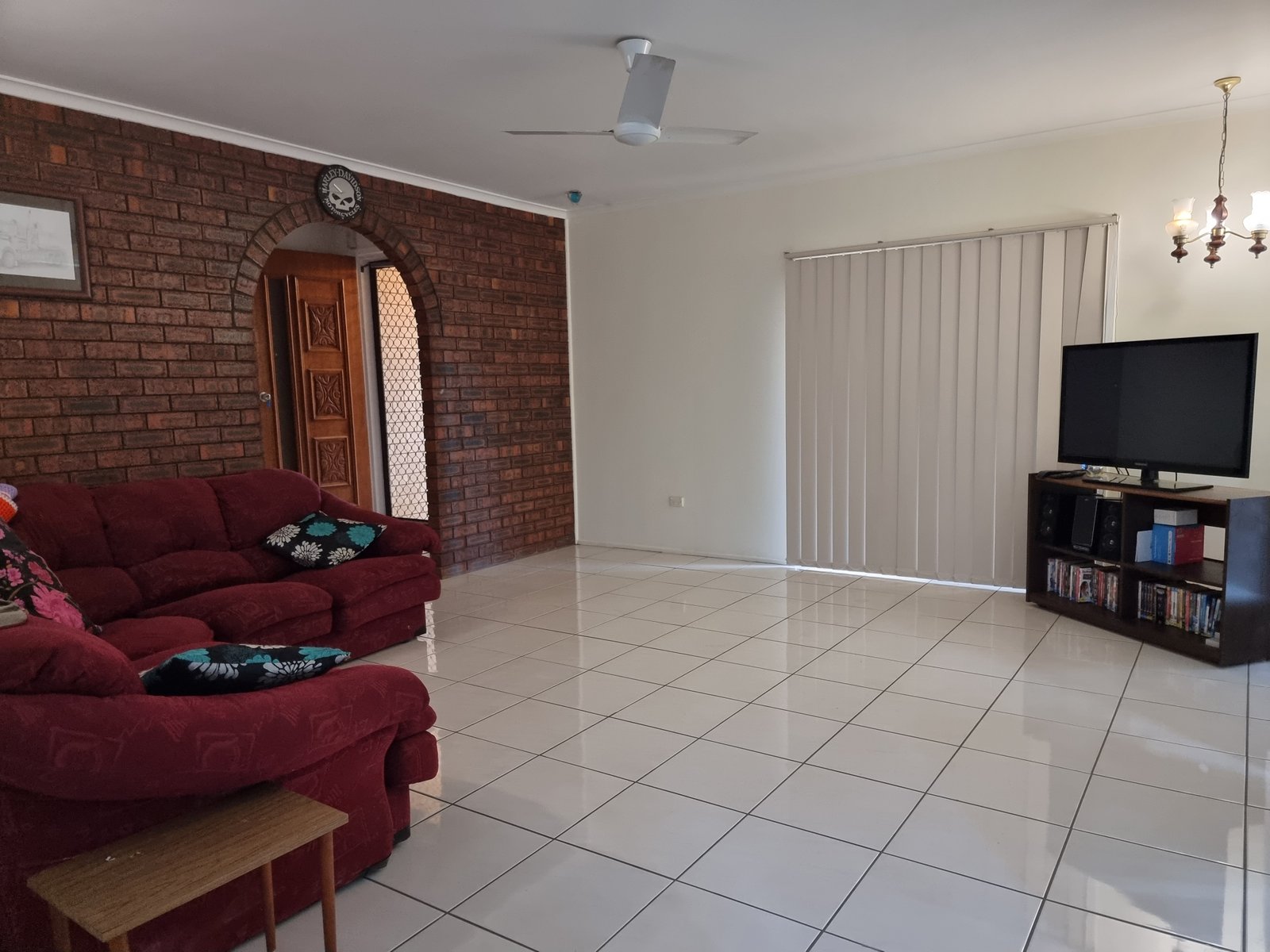 81 Booth Avenue TANNUM SANDS 8