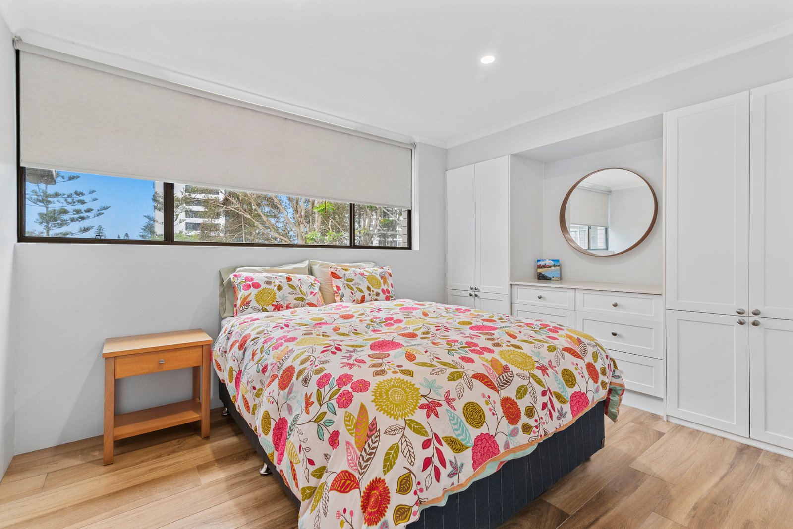 8/1 Coolangatta Road COOLANGATTA 4
