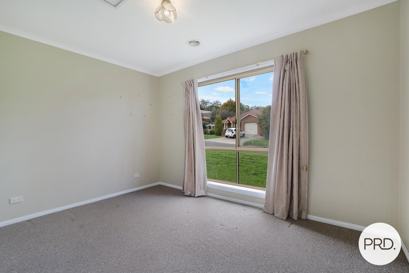 81 Crawshaw Crescent GLENROY 8