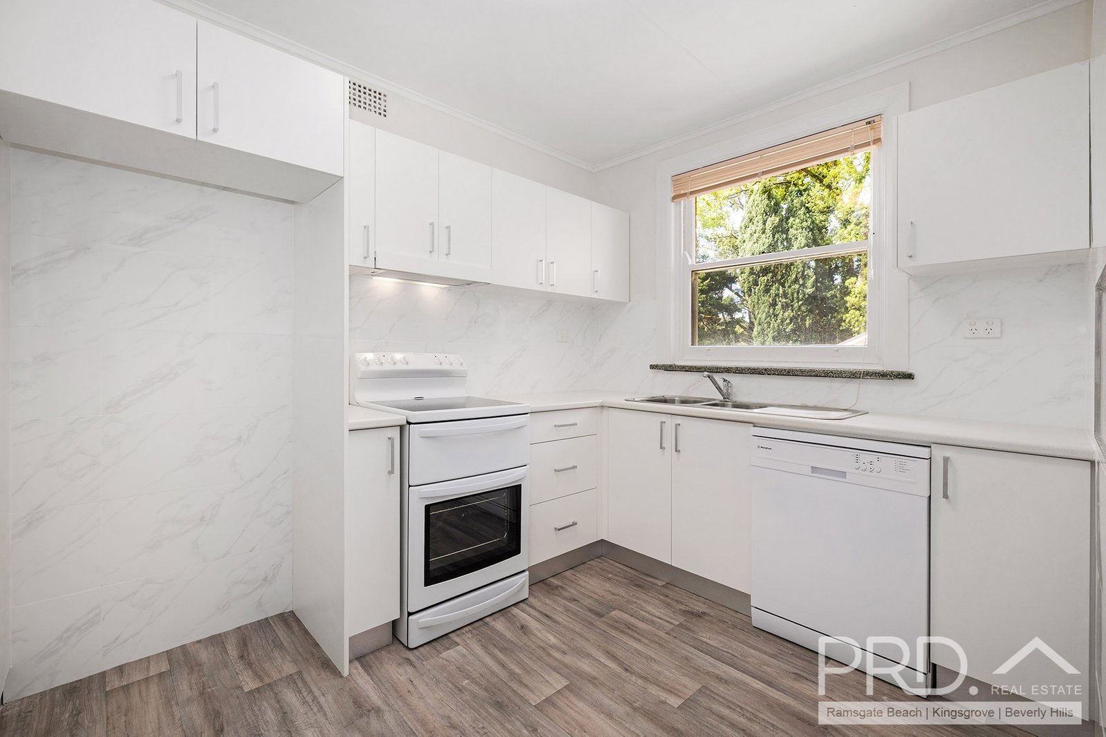 81 Darley Rd  BARDWELL PARK 2