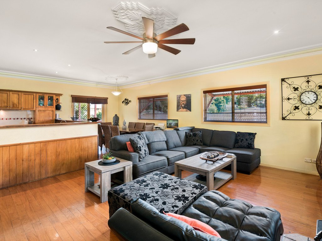 81 Dutton Street COOLANGATTA 3