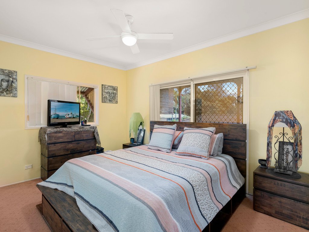 81 Dutton Street COOLANGATTA 5