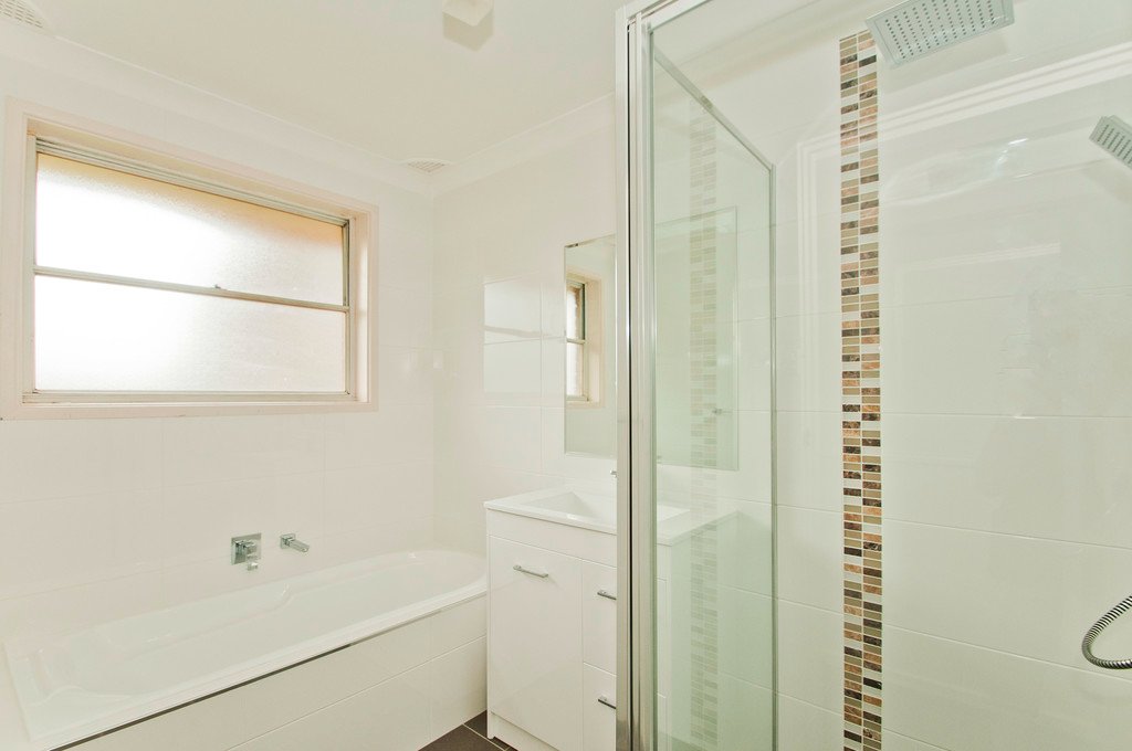 81 Emerson Rd  DAPTO 7