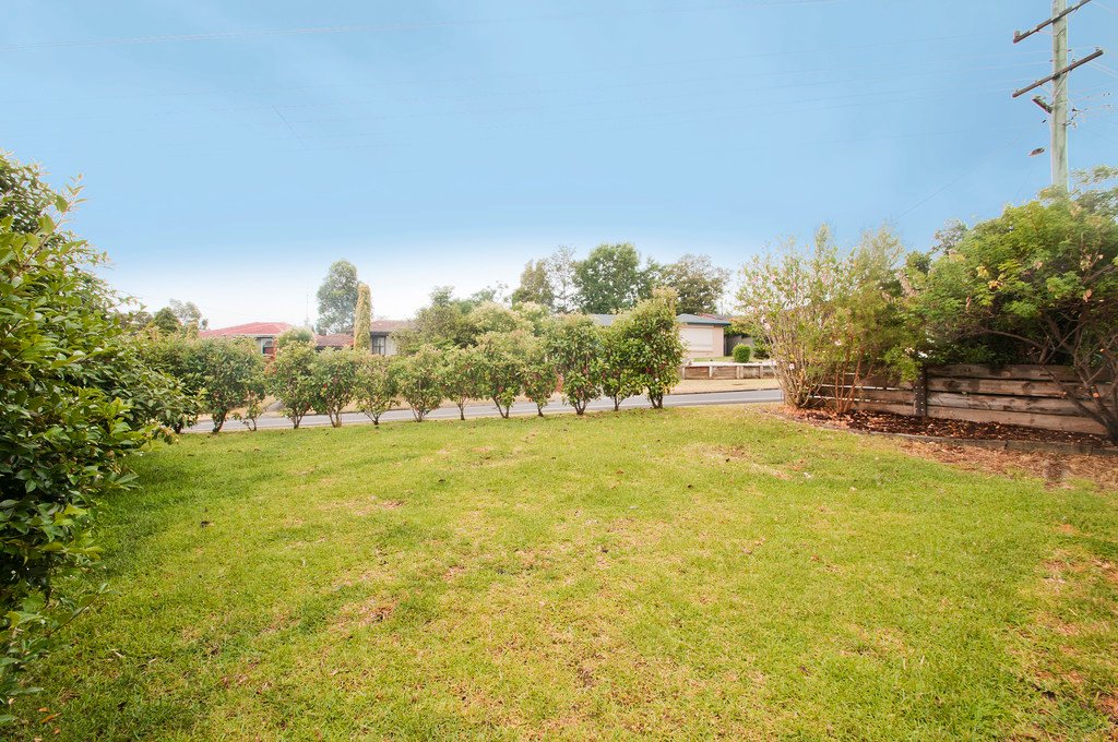 81 Emerson Rd  DAPTO 13