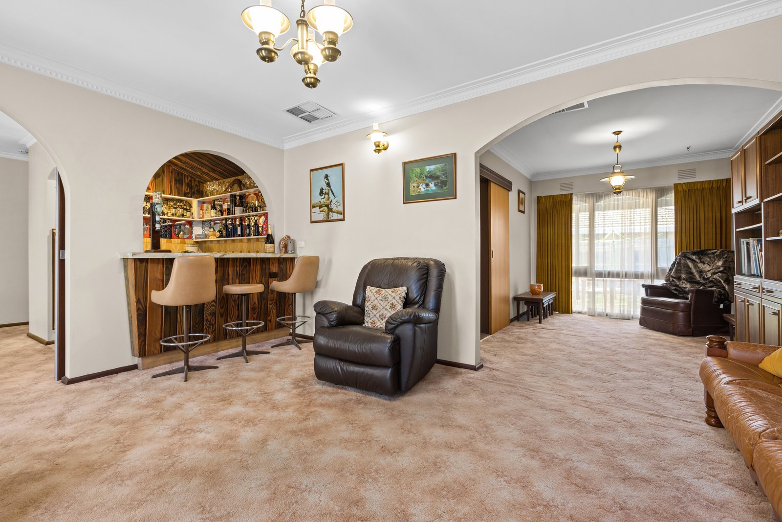 Gallery: 81 Glenelg Drive