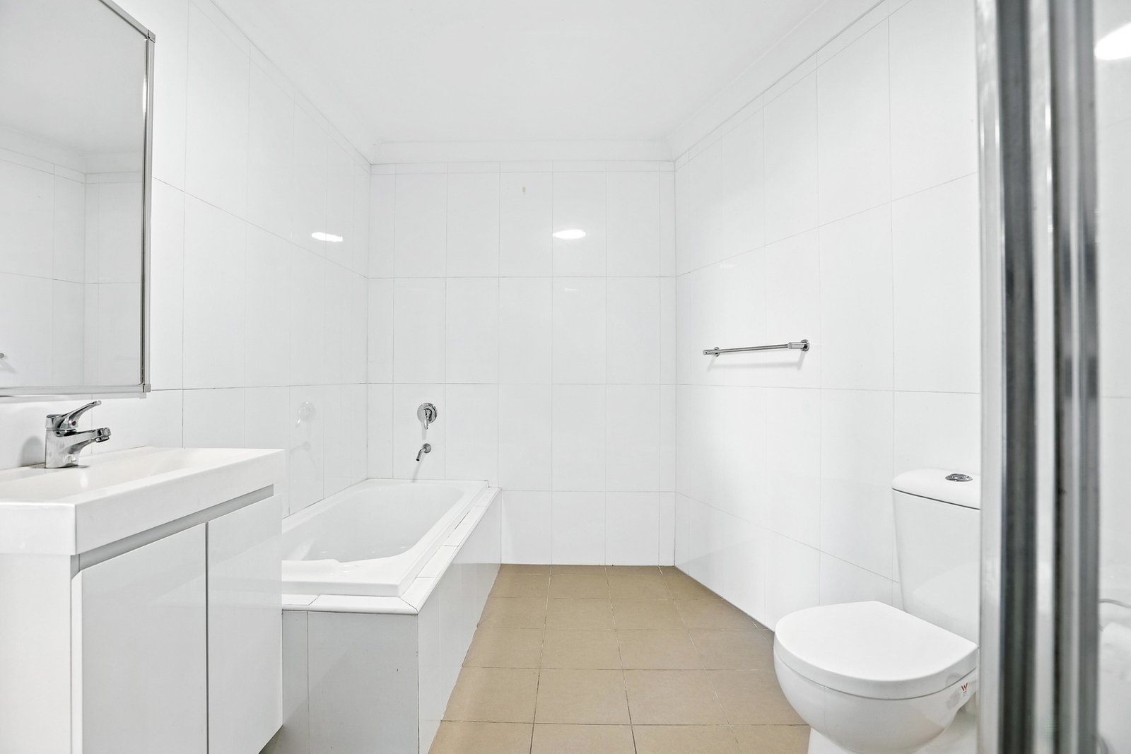 8/1 Glenmore Ridge Drive GLENMORE PARK 8