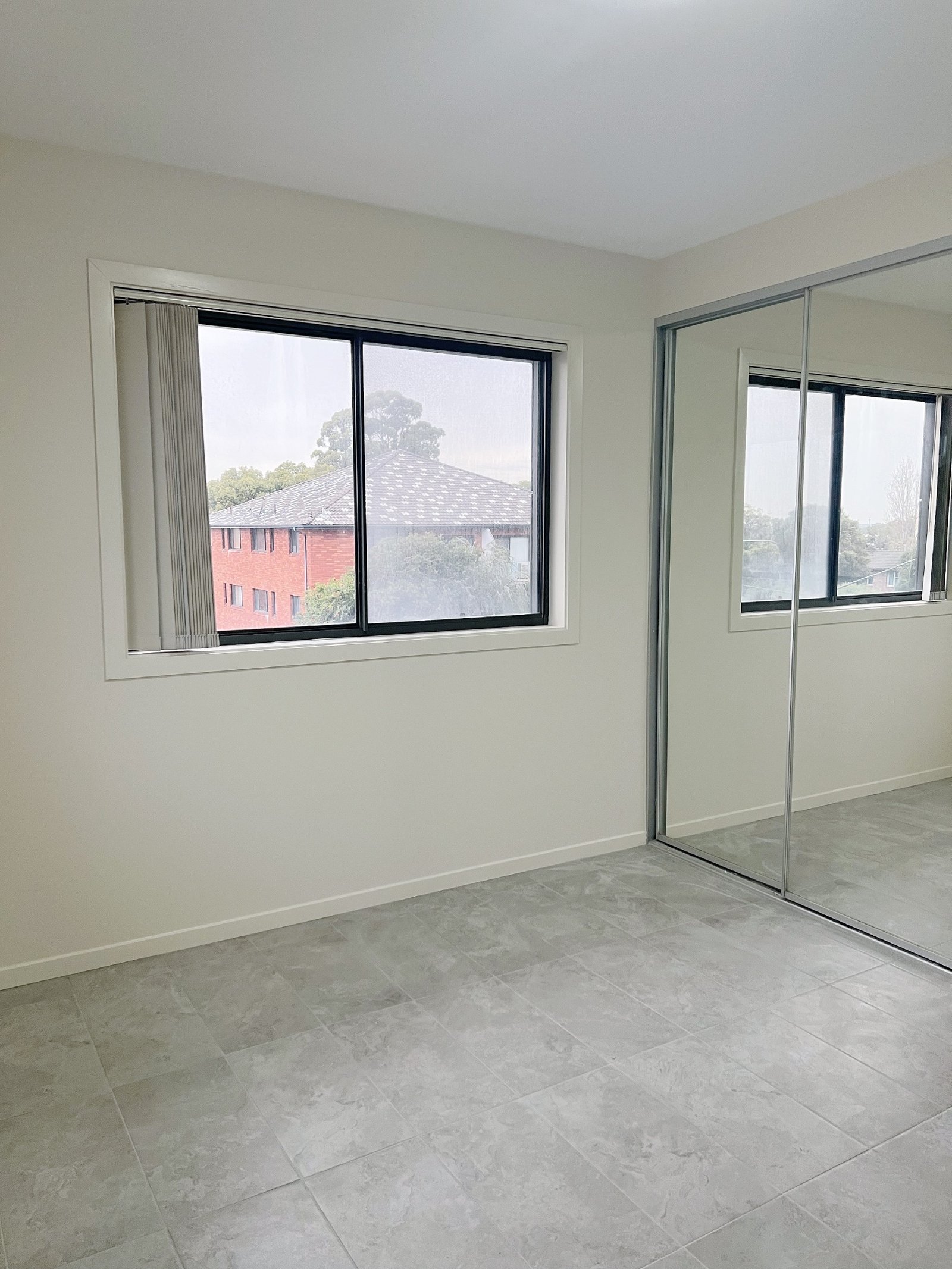 8/1 Goulburn Street WARWICK FARM 6