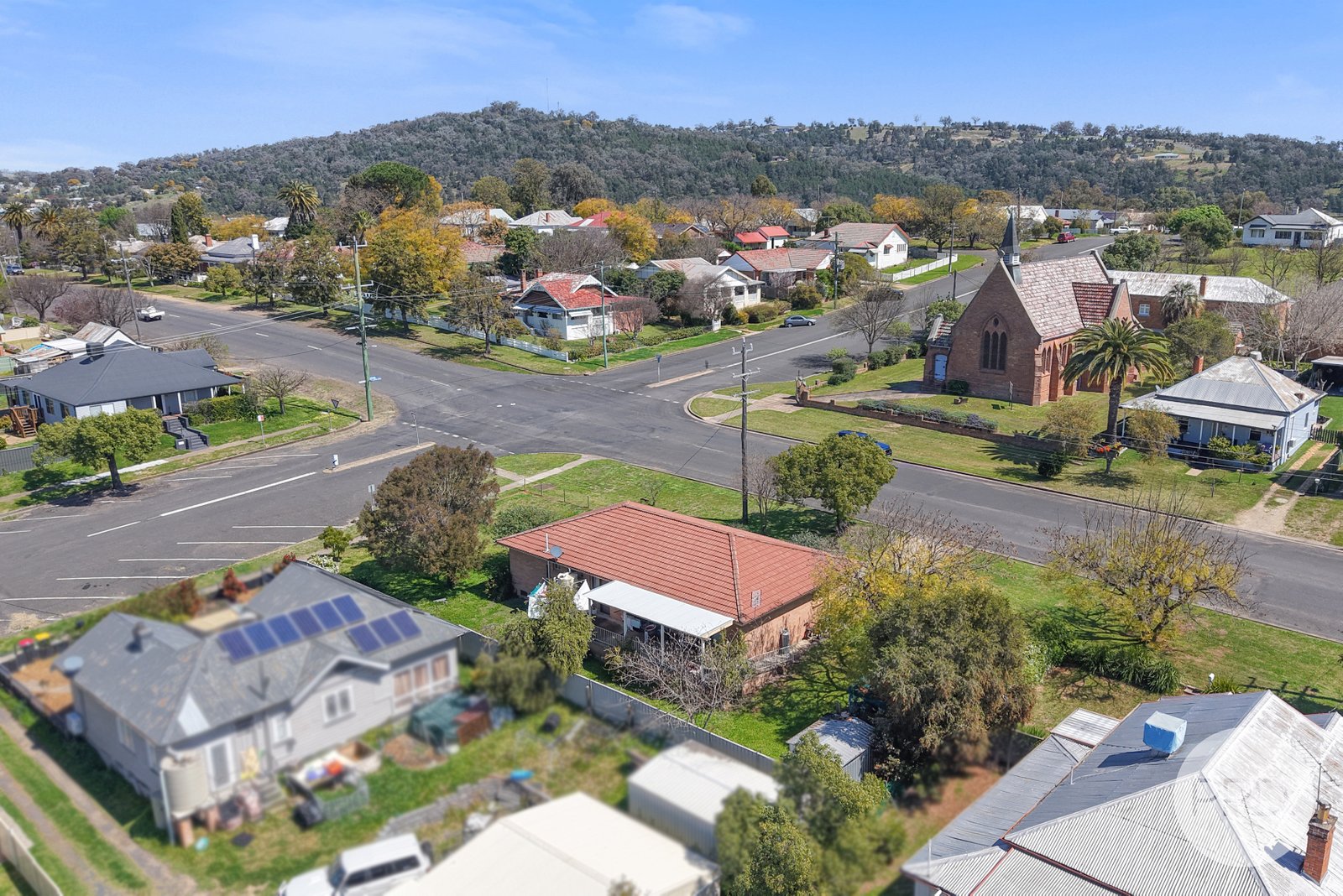 81 Hill Street QUIRINDI 17