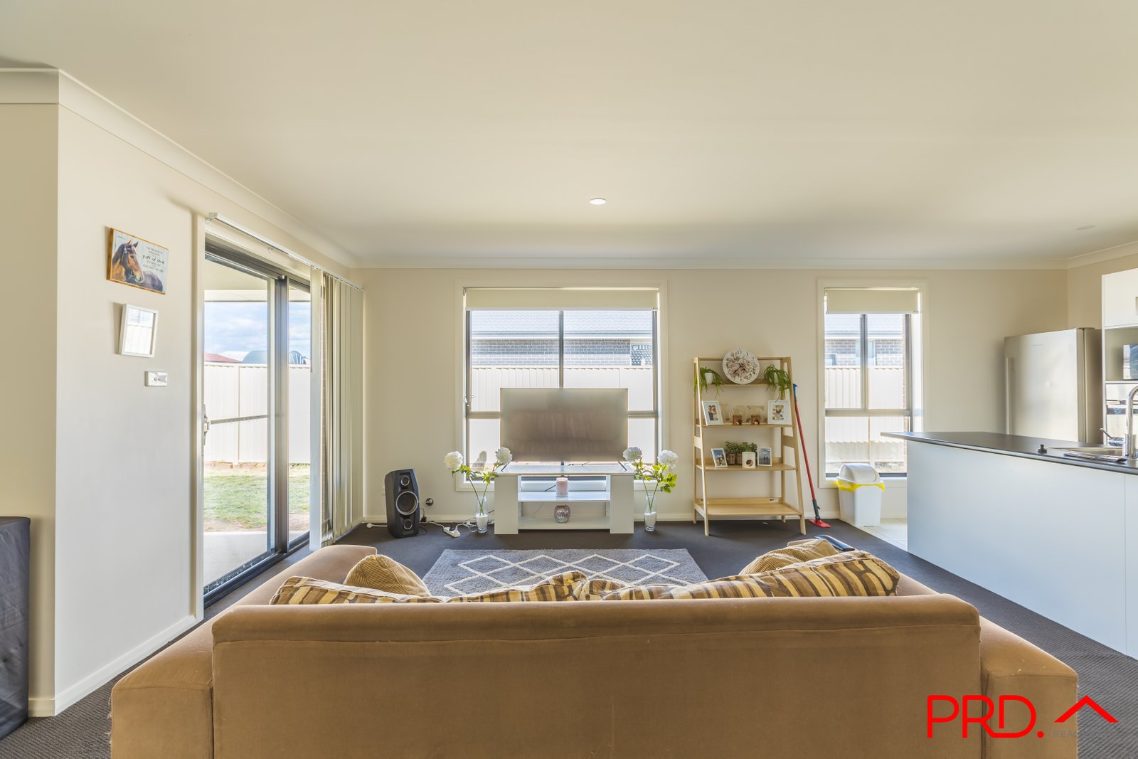 81 Kenny Drive TAMWORTH 8
