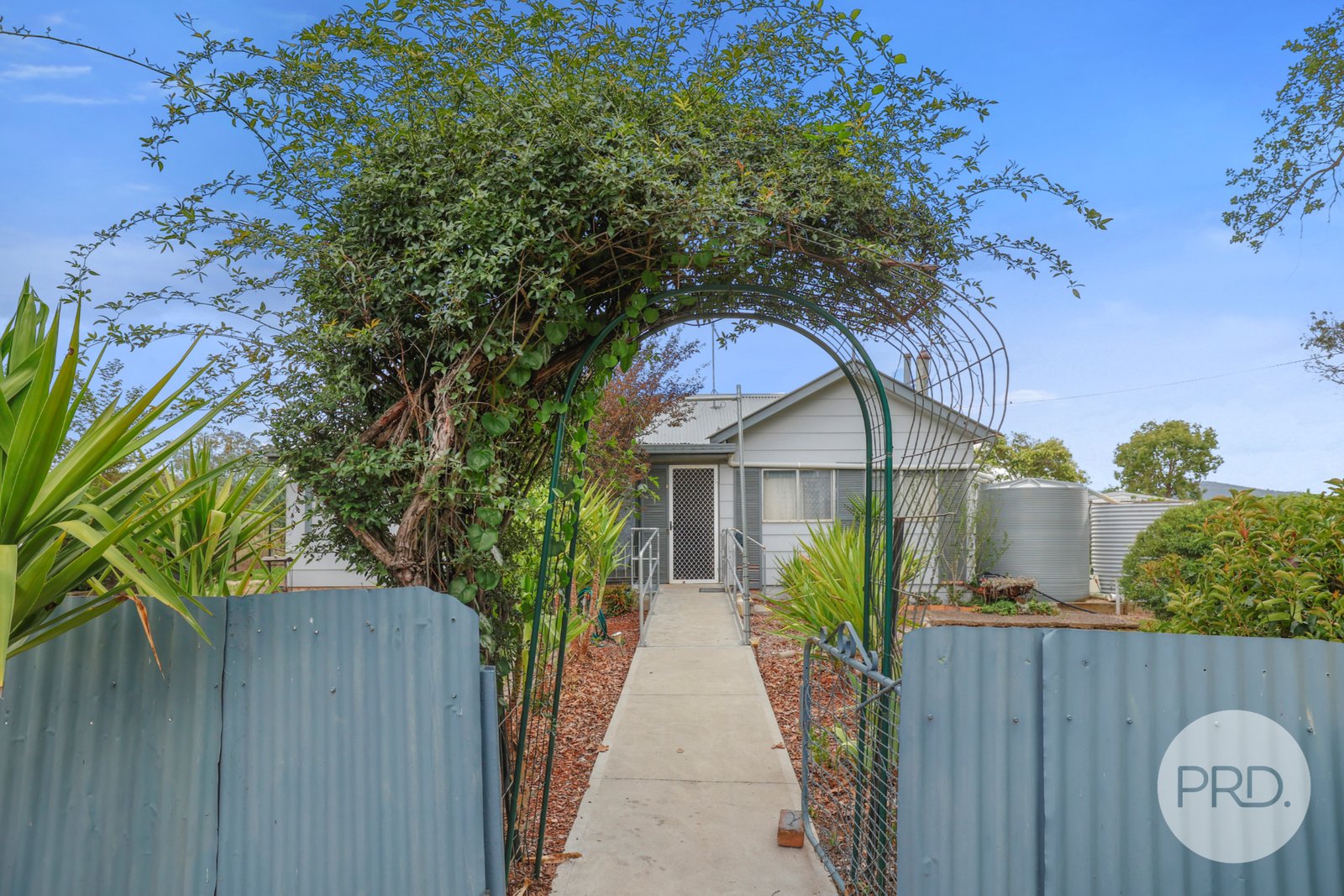81 Keronga Heights Road TAMWORTH 8