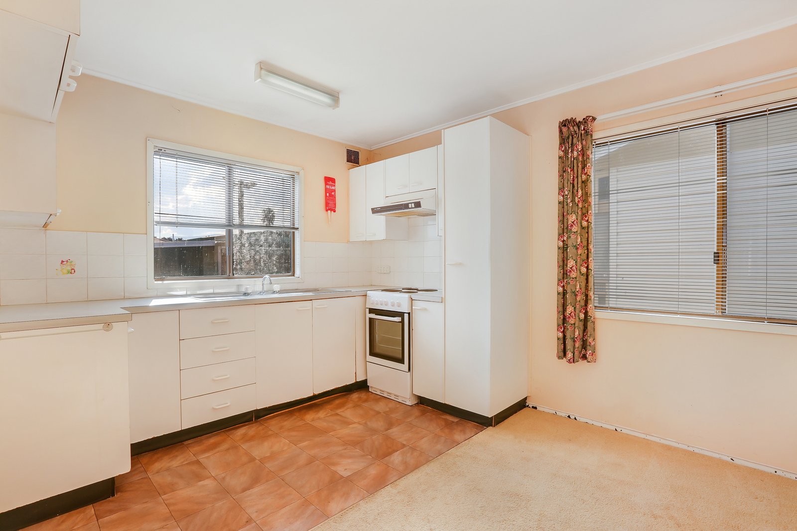 81 Lakeline Drive KANAHOOKA 2