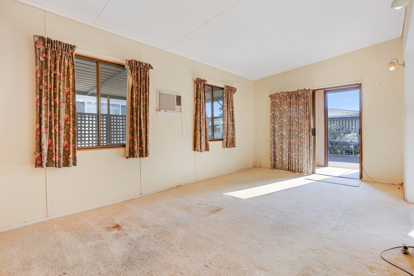 81 Lakeline Drive KANAHOOKA 3