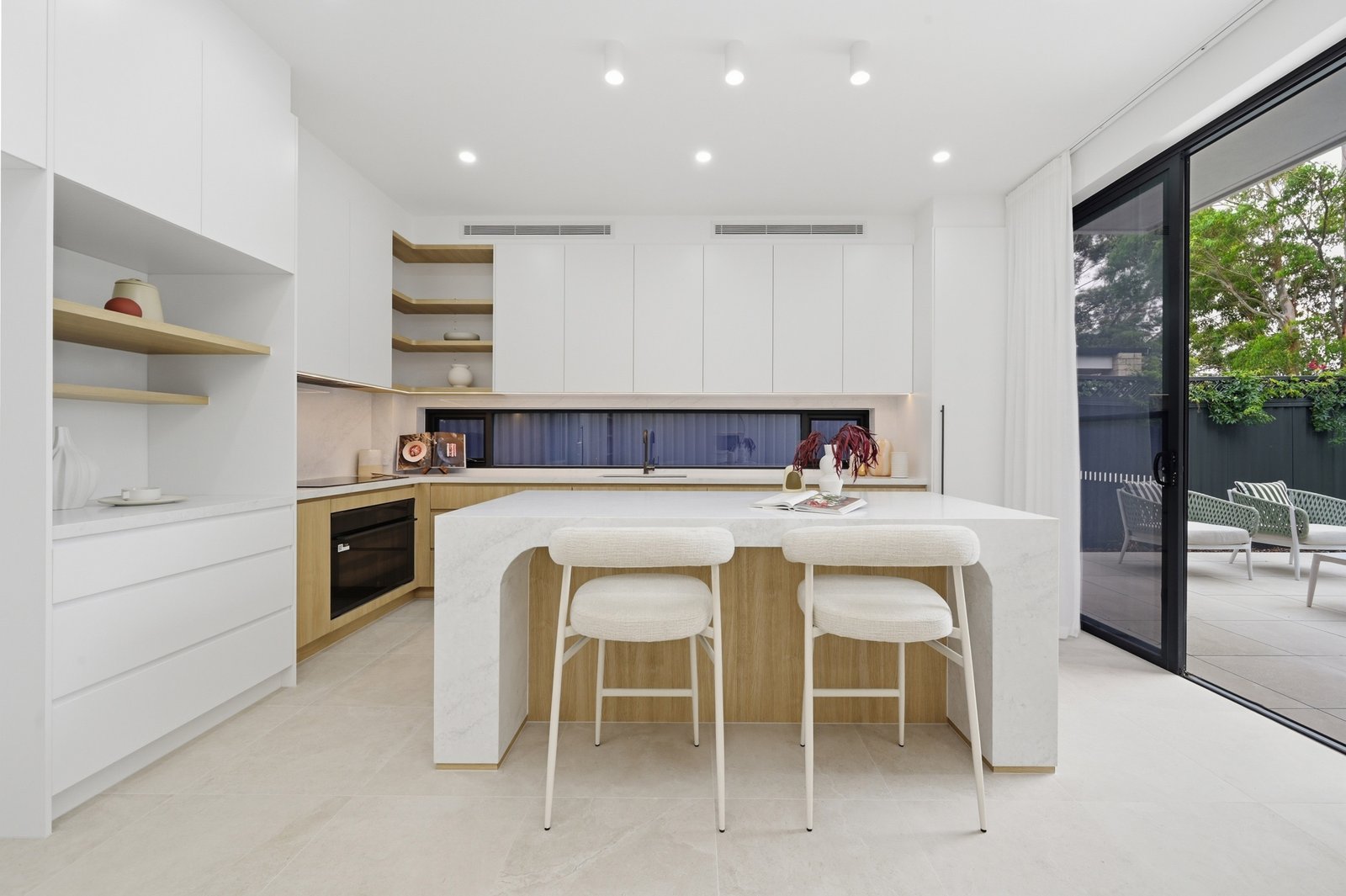 81 Mitchell Street CHIFLEY 7