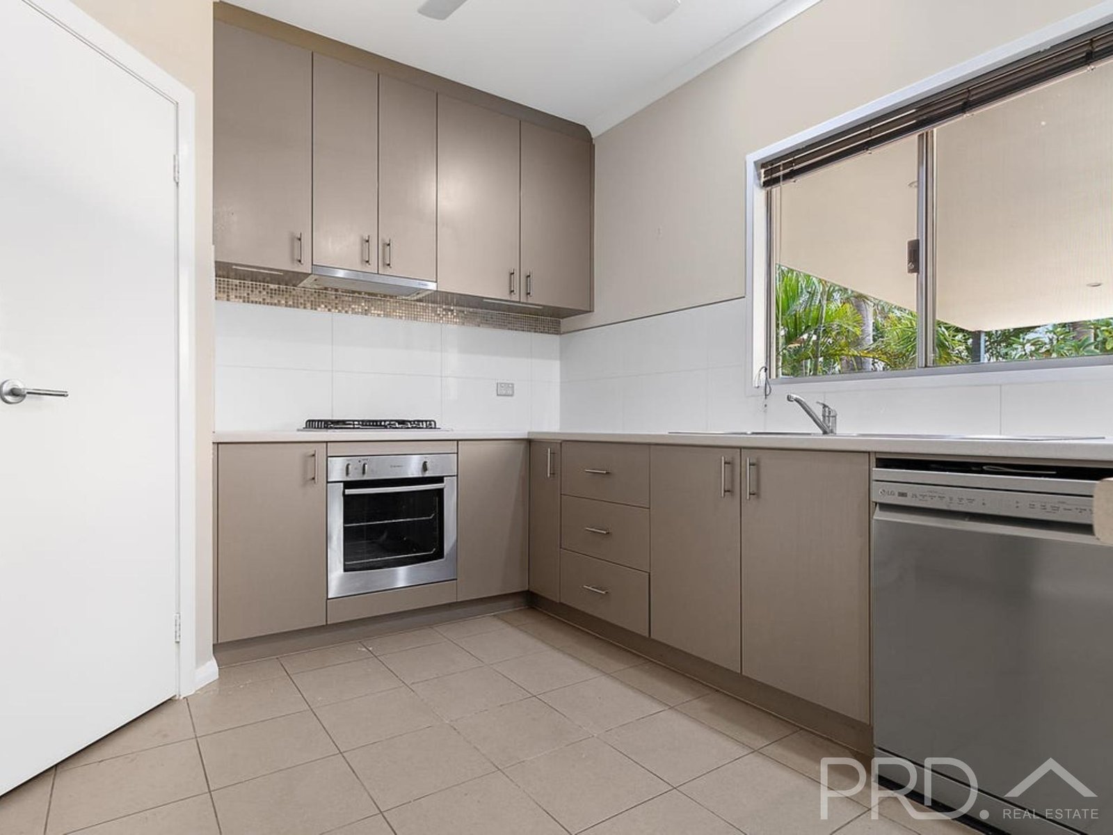 81 Mujira Ramble  BAYNTON 5