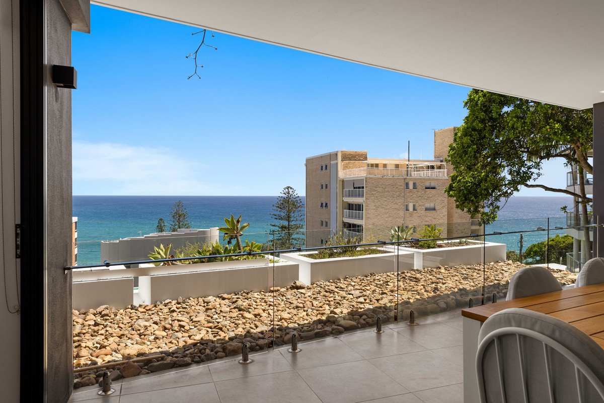 8/1 Nathan Street Burleigh Heads 19