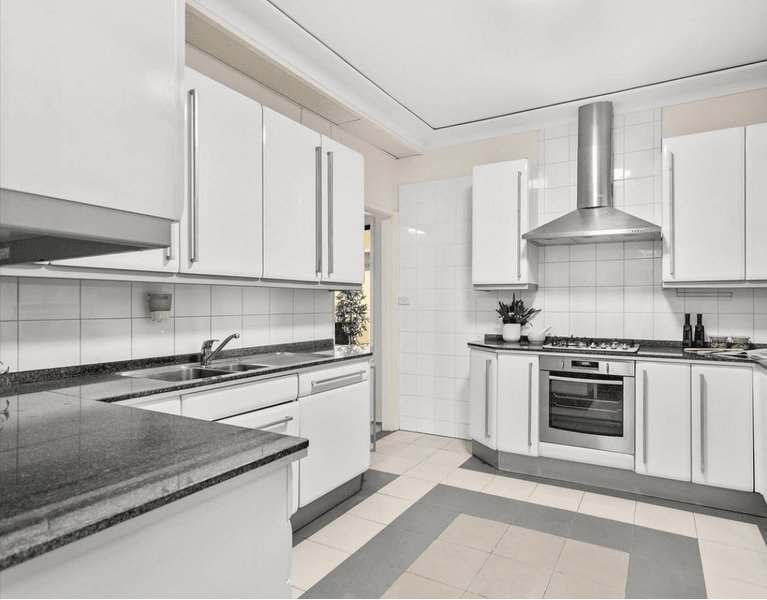 81 Noble Street ALLAWAH 4