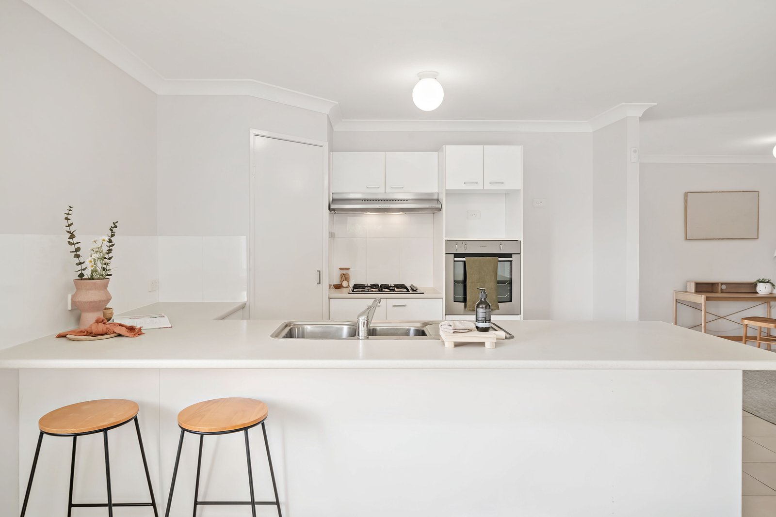 81 Pershing Place TANILBA BAY 5