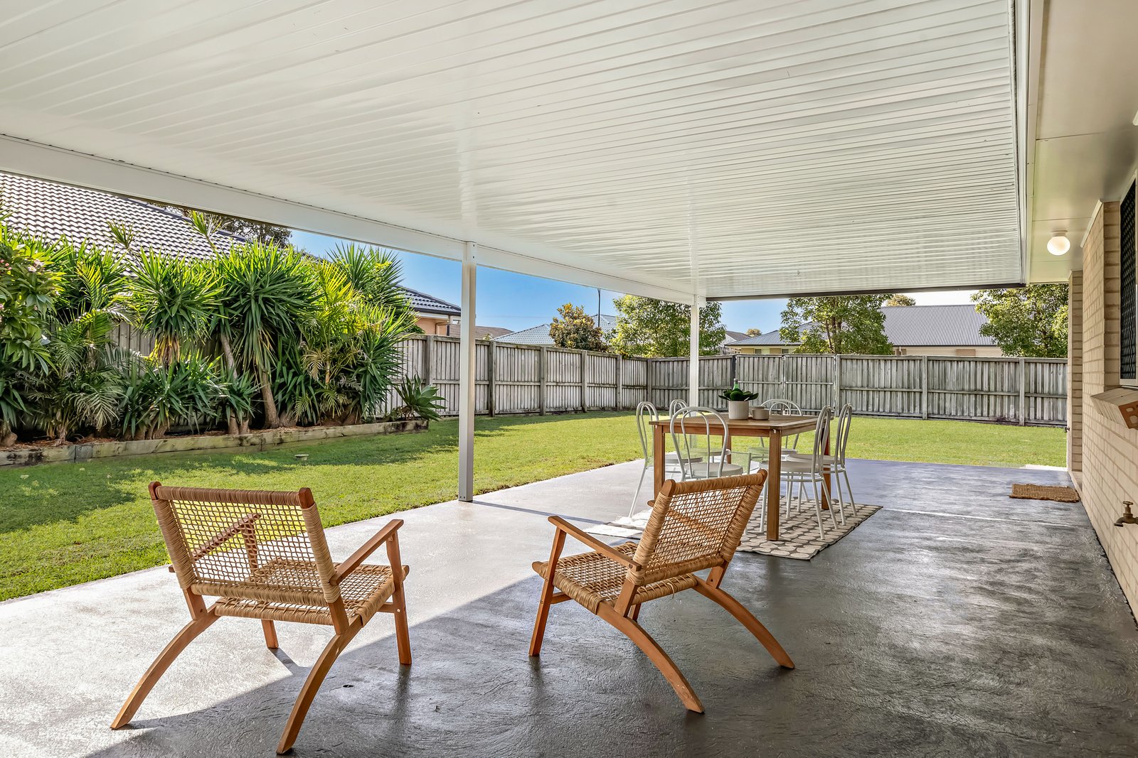 81 Pershing Place TANILBA BAY NSW 2319