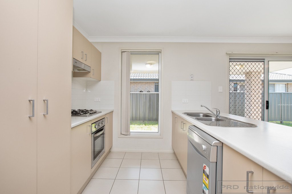 81 Radford Street CLIFTLEIGH 4