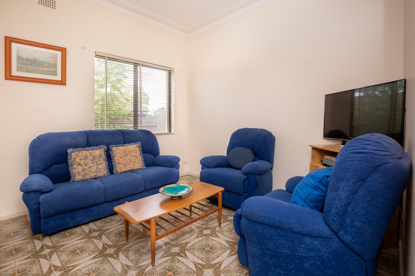 81 Remly Street ROSELANDS 4