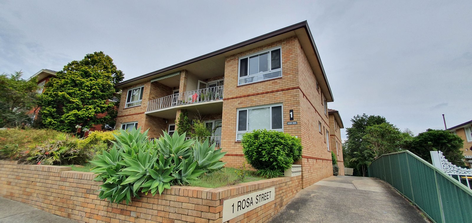 8/1 Rosa Street OATLEY 1