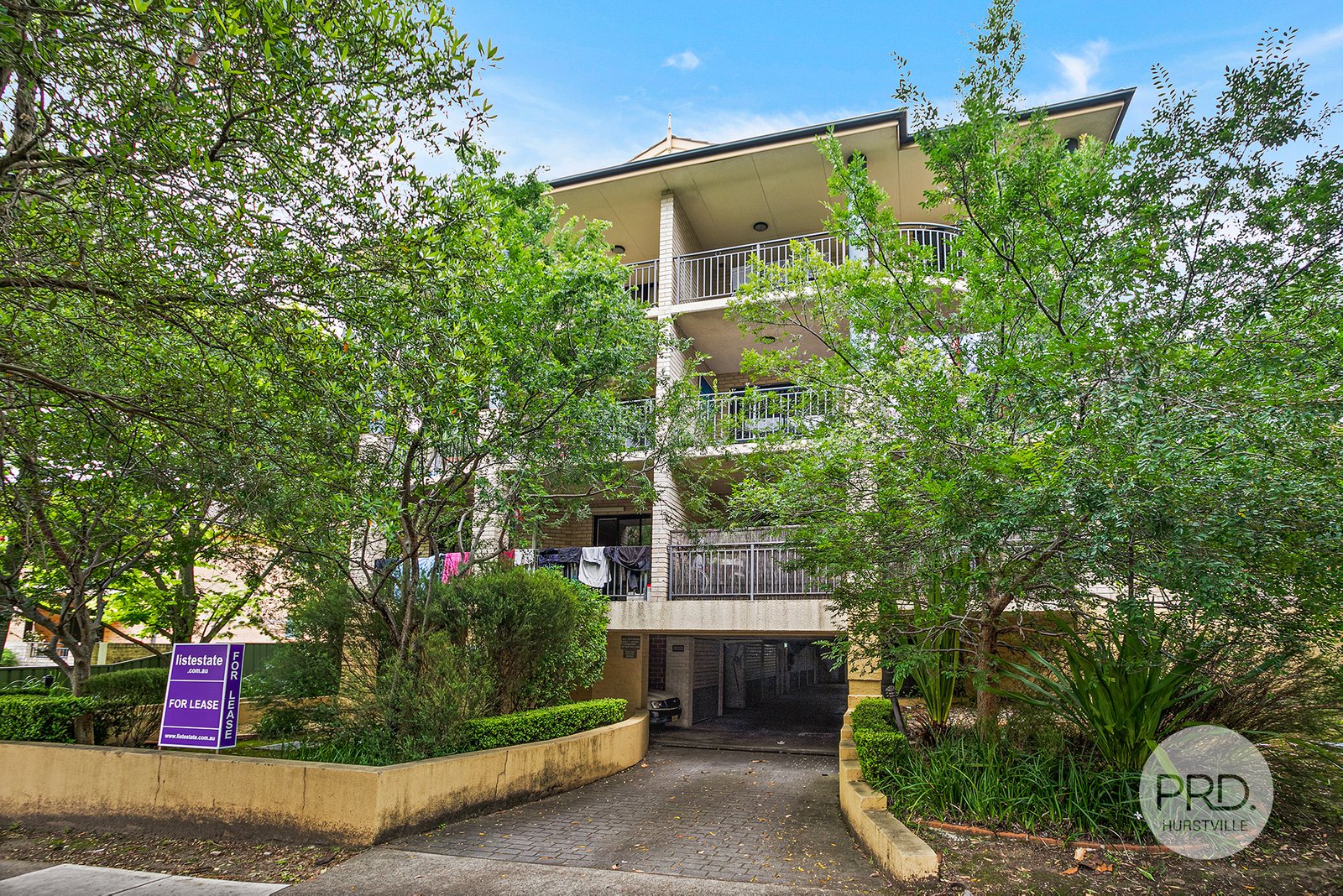 8/1 St Georges Pde  HURSTVILLE 8