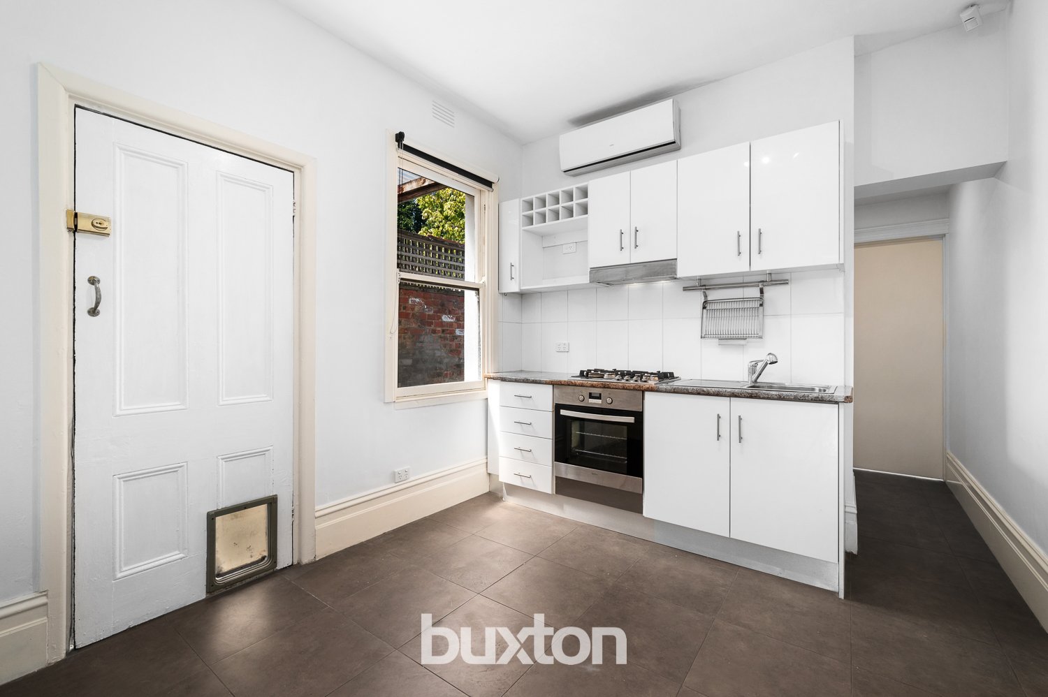 Gallery: 81 Station Street