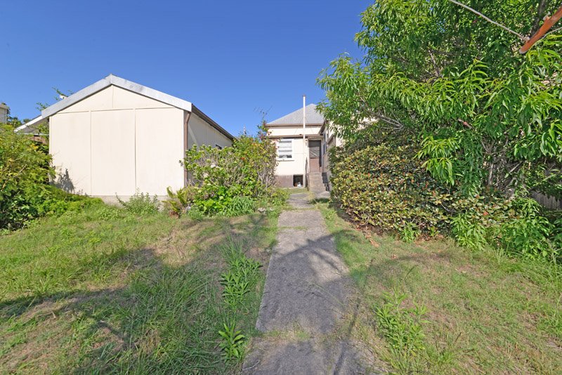 81 Tenterden Road BOTANY 10