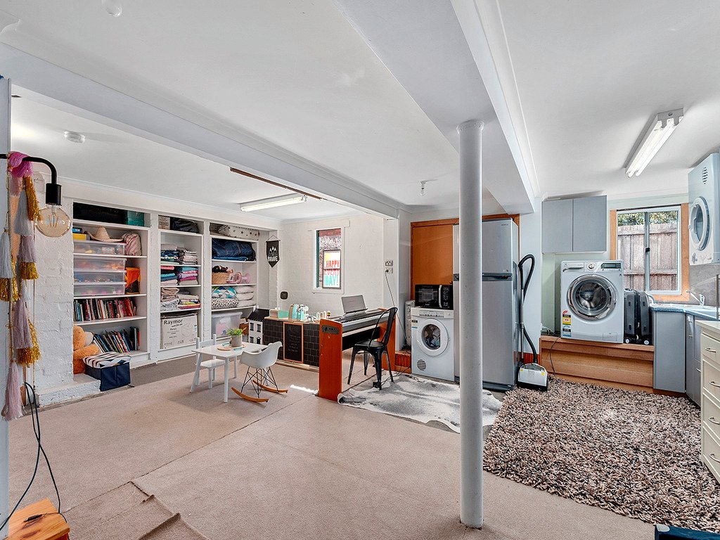 81 Terrina Street LAUDERDALE 17