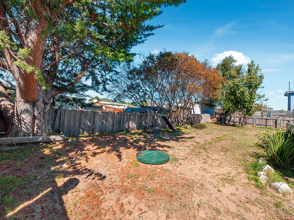 81 Terrina Street LAUDERDALE 20