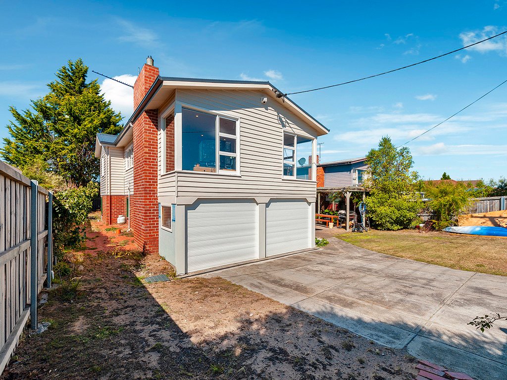 81 Terrina Street LAUDERDALE 22